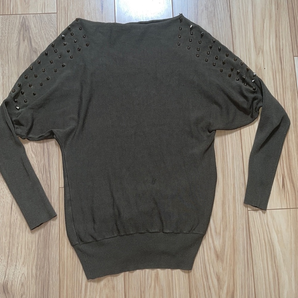 2B Bebe Studded Hunter Green Sweater